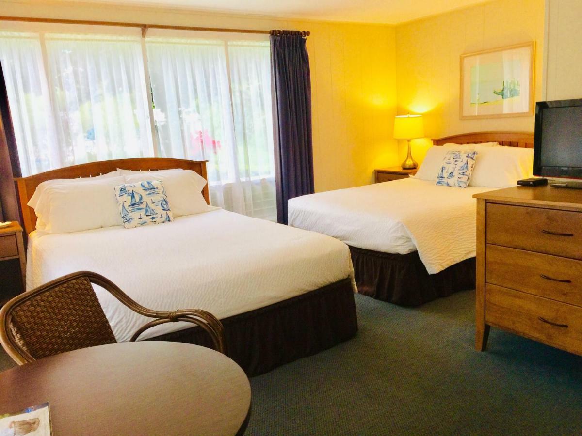 Inn Sesuit Harbor House 3*