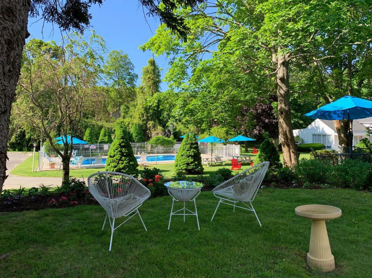Inn Sesuit Harbor House 3*