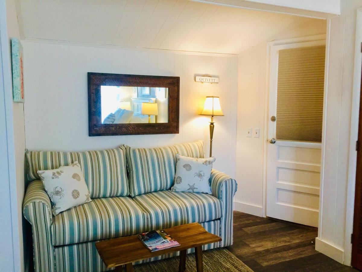 Sesuit Harbor House Inn East Dennis