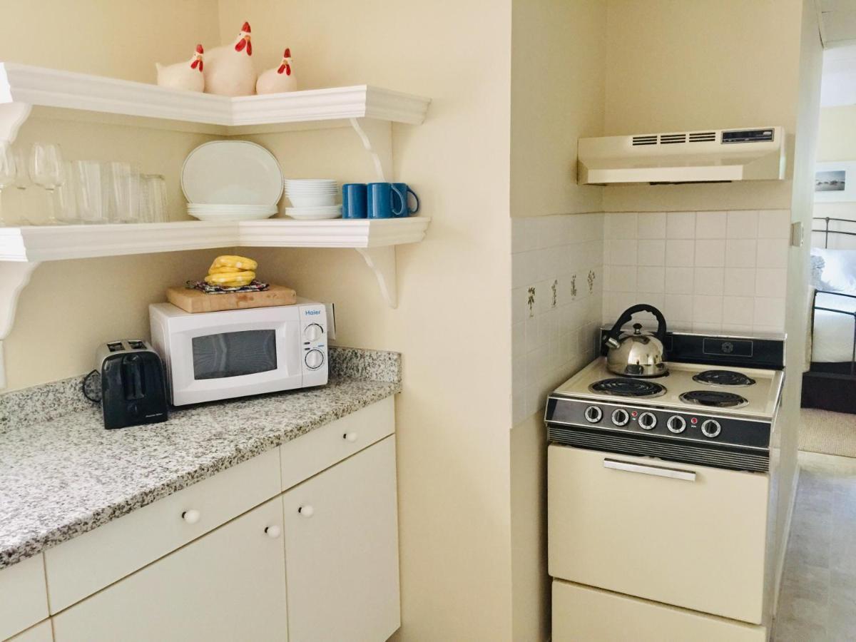 Sesuit Harbor House 3*