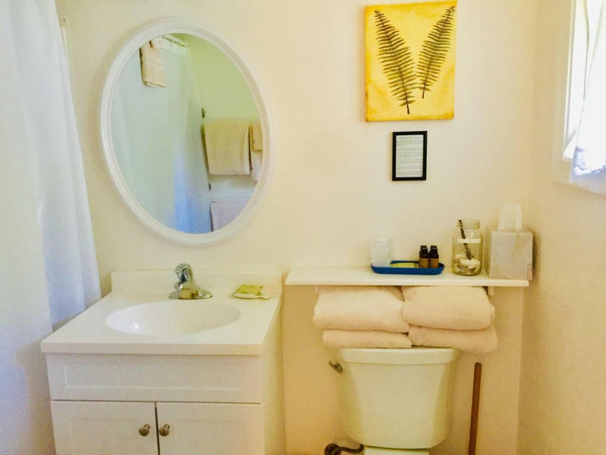 Inn Sesuit Harbor House 3*