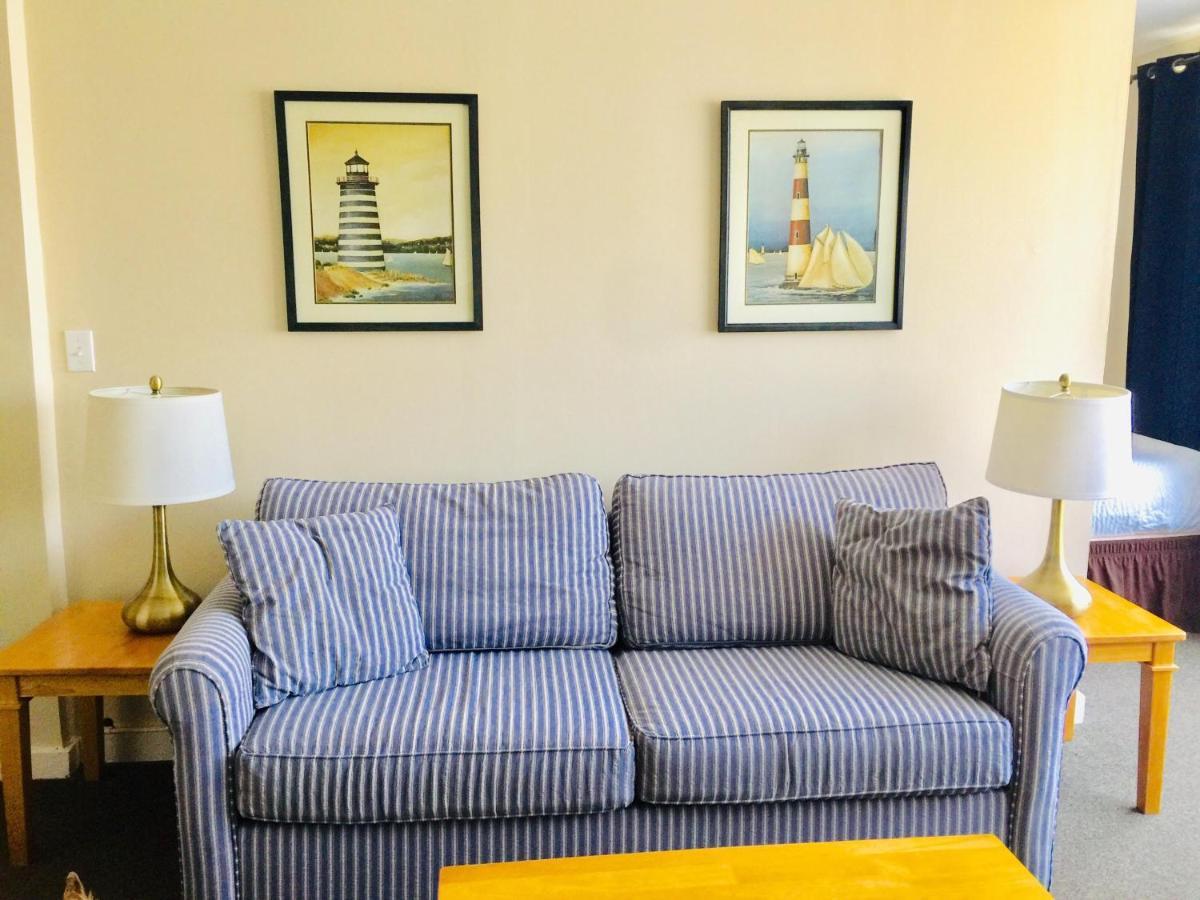Sesuit Harbor House 3*